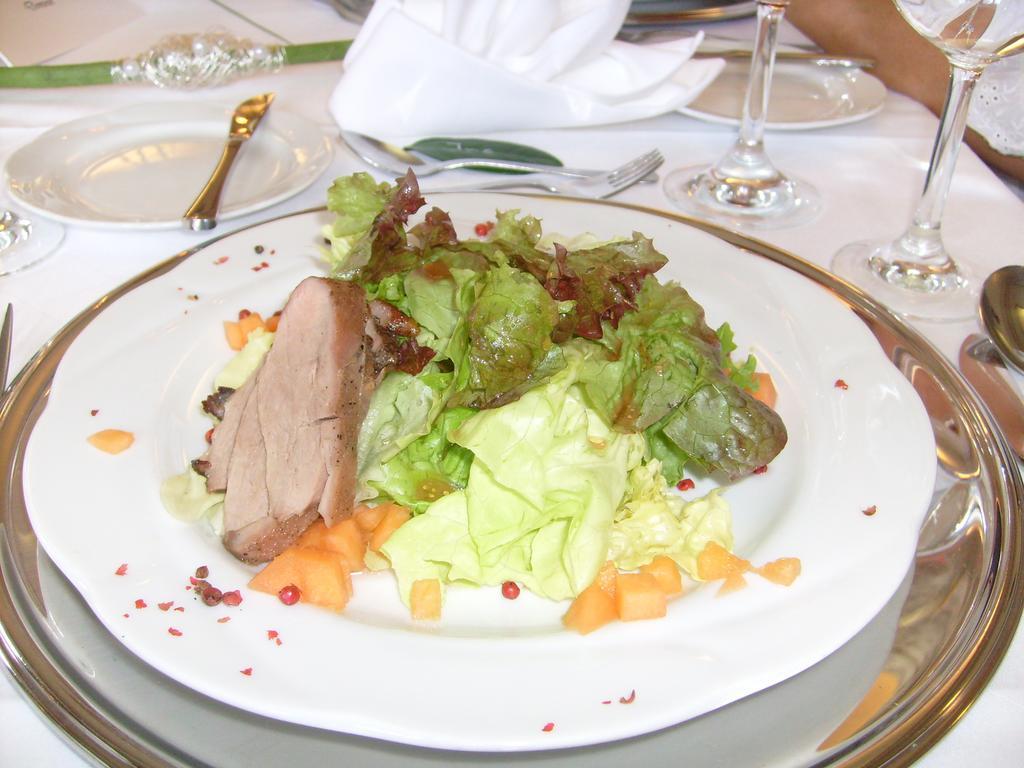 Hotel & Landgasthof Forsthof 카스틀 외부 사진