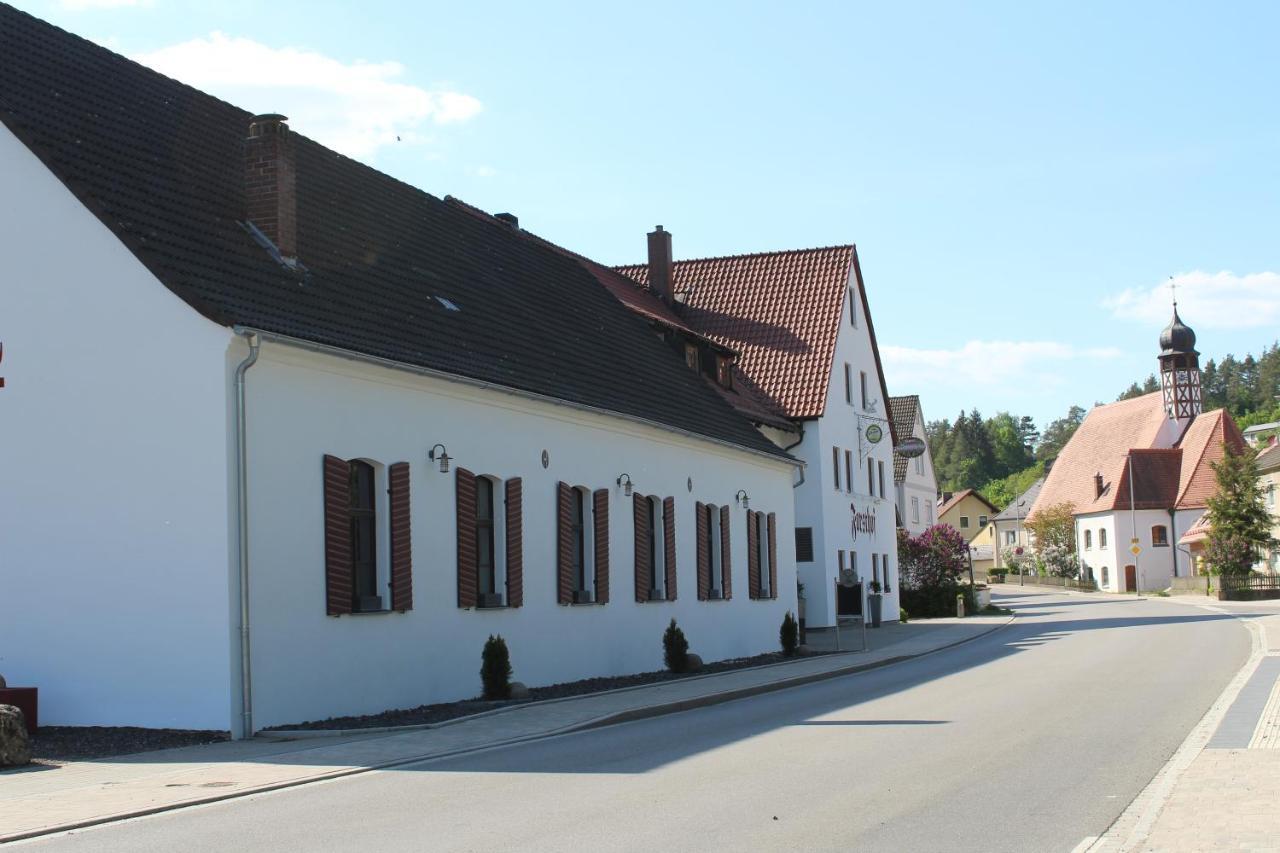 Hotel & Landgasthof Forsthof 카스틀 외부 사진